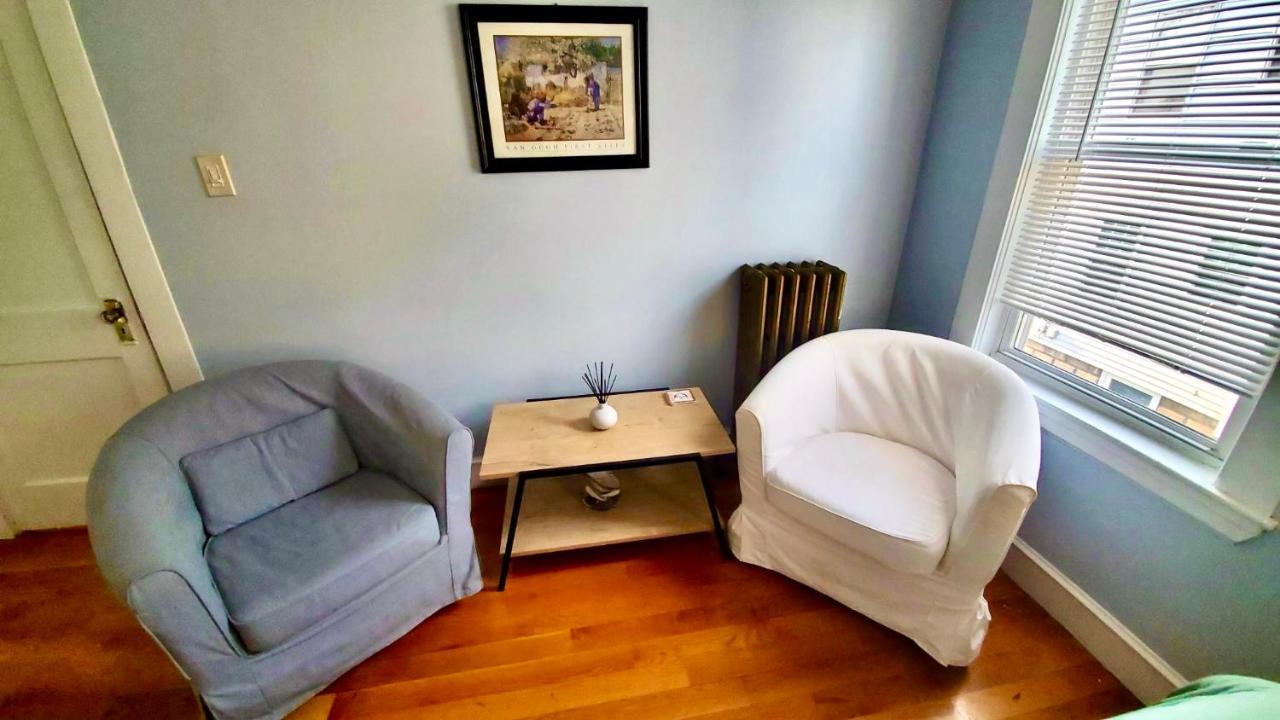 Near Train Station Gorgeous 3-Bedroom Apartment With Patios Boston Exterior foto